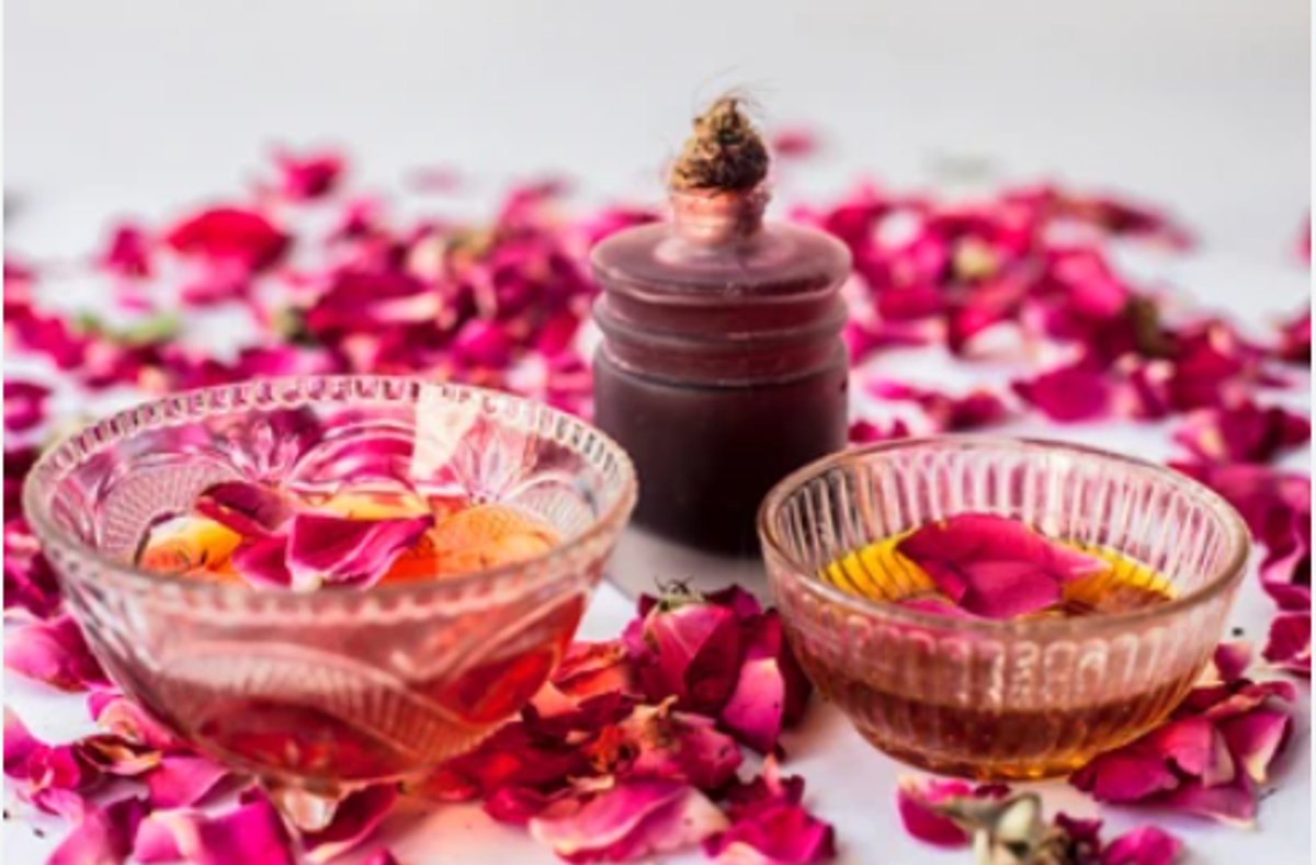 Rose Petal Benefits For Skin